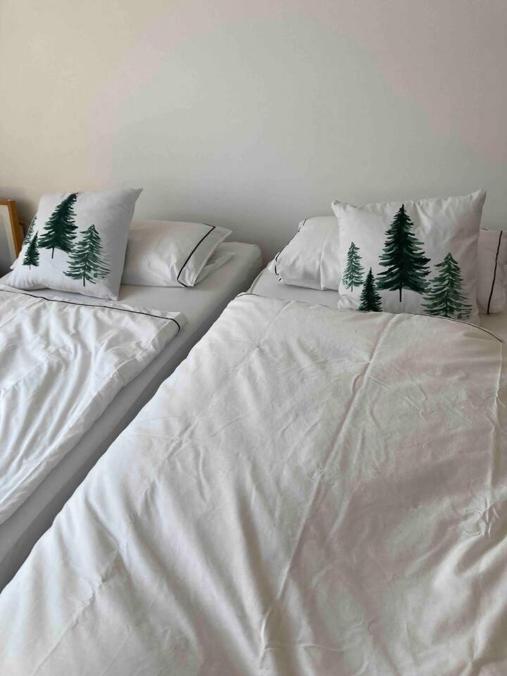 Neues Penthouse-Loft Mit Konuskarte Fuer Gratis Oepnv Appartement Ehrenkirchen Buitenkant foto