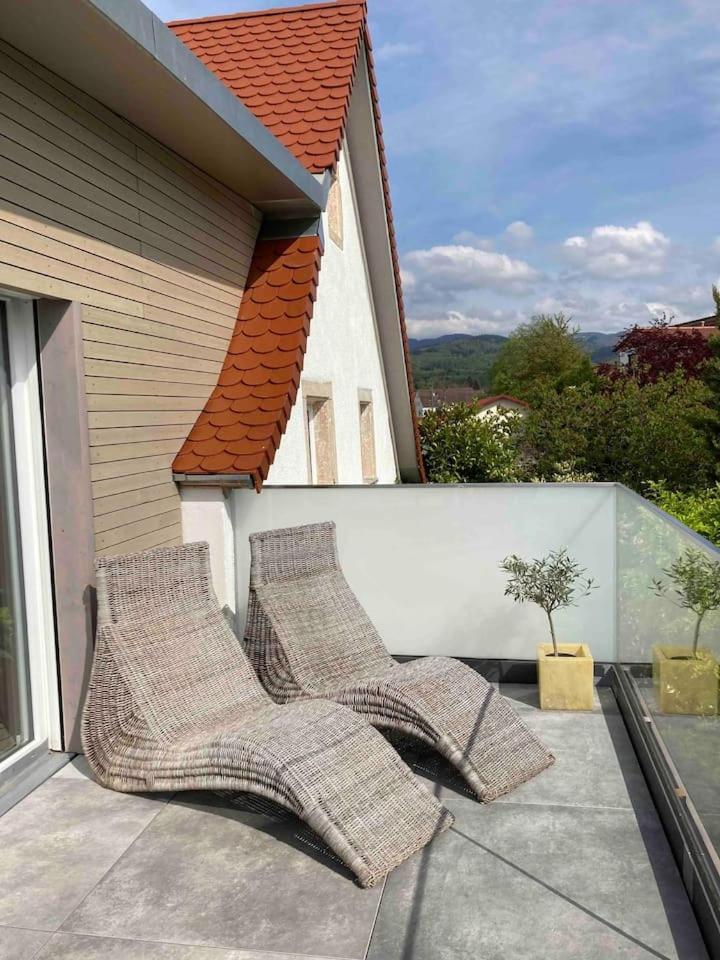 Neues Penthouse-Loft Mit Konuskarte Fuer Gratis Oepnv Appartement Ehrenkirchen Buitenkant foto